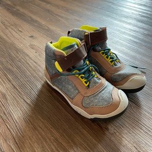 Gently worn Plae waterproof boots